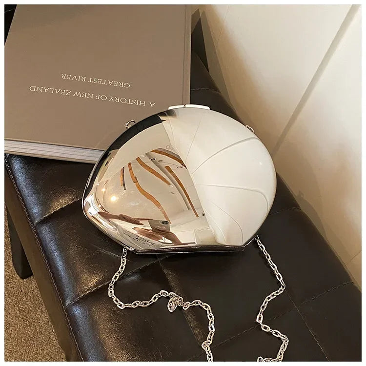 Bolsa Clutch Espelhada "Luna"-Compacta, Brilhante e Poderosa